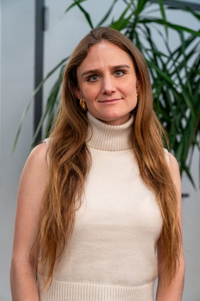 Emily Palmer headshot.