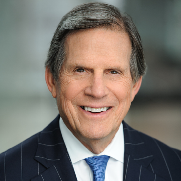 headshot of peter grauer